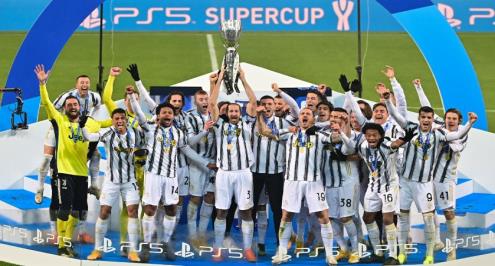 رونالدو يقود يوفنتوس للتتويج بالسوبر الإيطالي بالفوز على نابولي